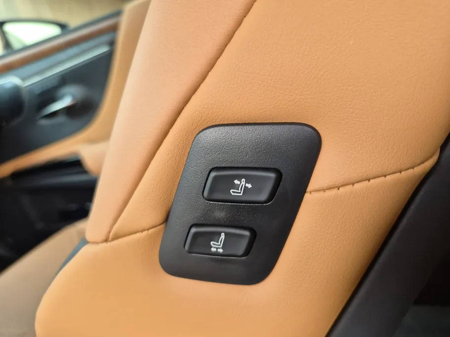 لكزس ES 350 2025 