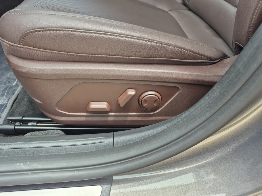 2026 Hyundai Azera Classic 