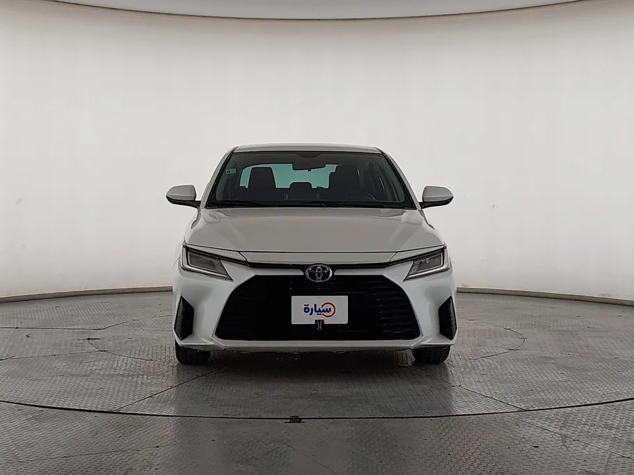 2023 Toyota Yaris  Y 