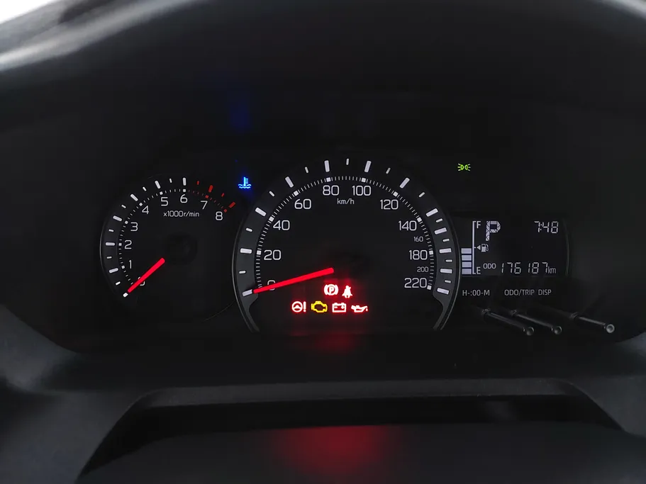 2023 Toyota Yaris  Y 