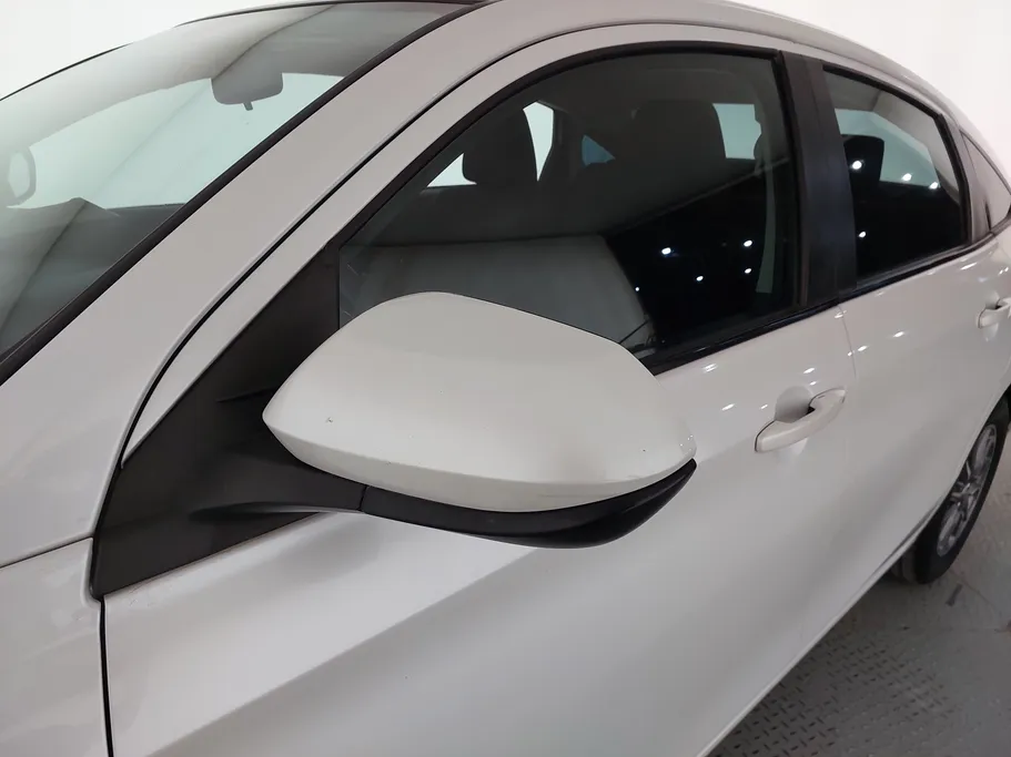 2023 Toyota Yaris  Y 