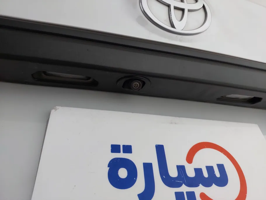 2023 Toyota Yaris  Y 