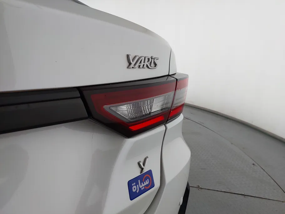 2023 Toyota Yaris  Y 