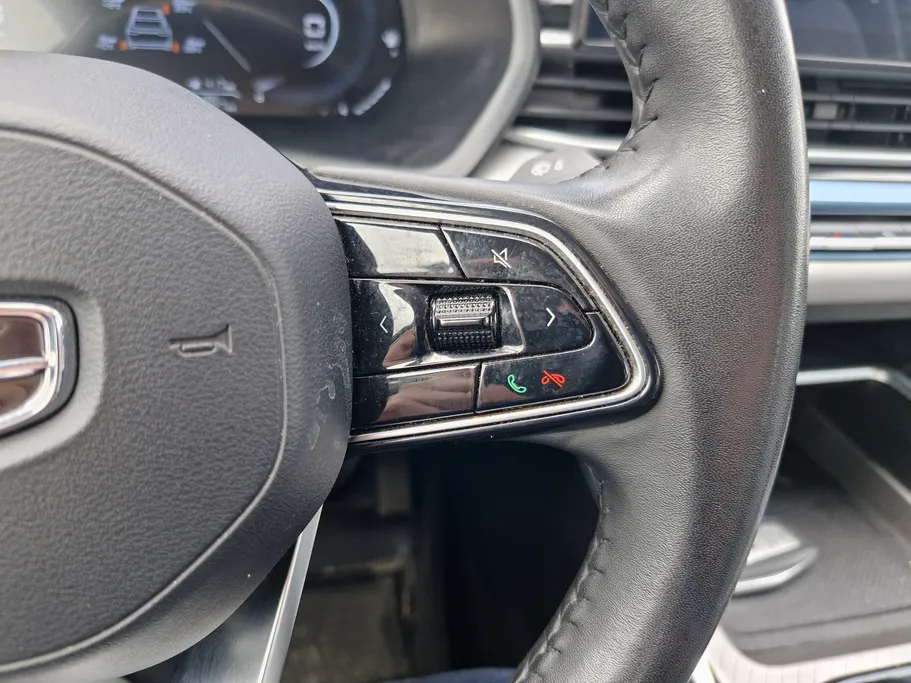 2025 Geely Emgrand GF 