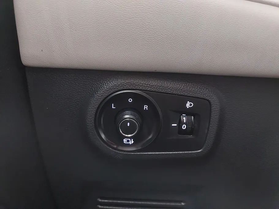 ام جي ZS LUX 2023 