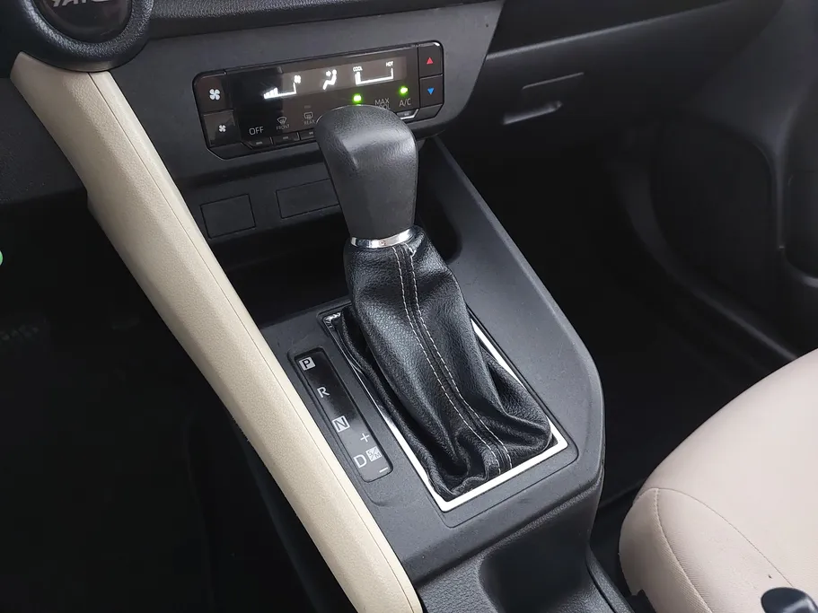 تويوتا يارس Y 2023 