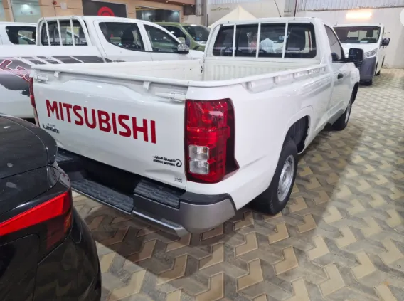 2024 Mitsubishi L200 Regular Cap 