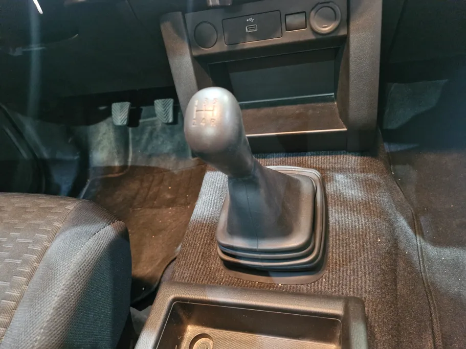 2024 Mitsubishi L200 Regular Cap 