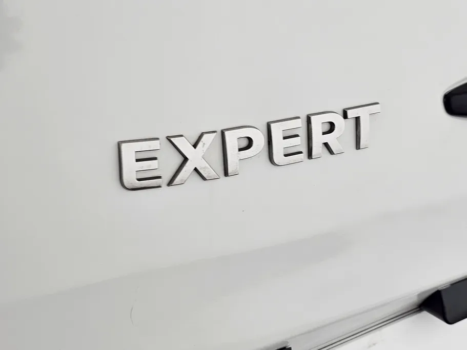 2022 Peugeot Expert VAN 