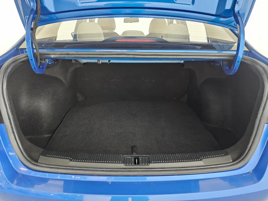 ام جي 5 STD 2022 