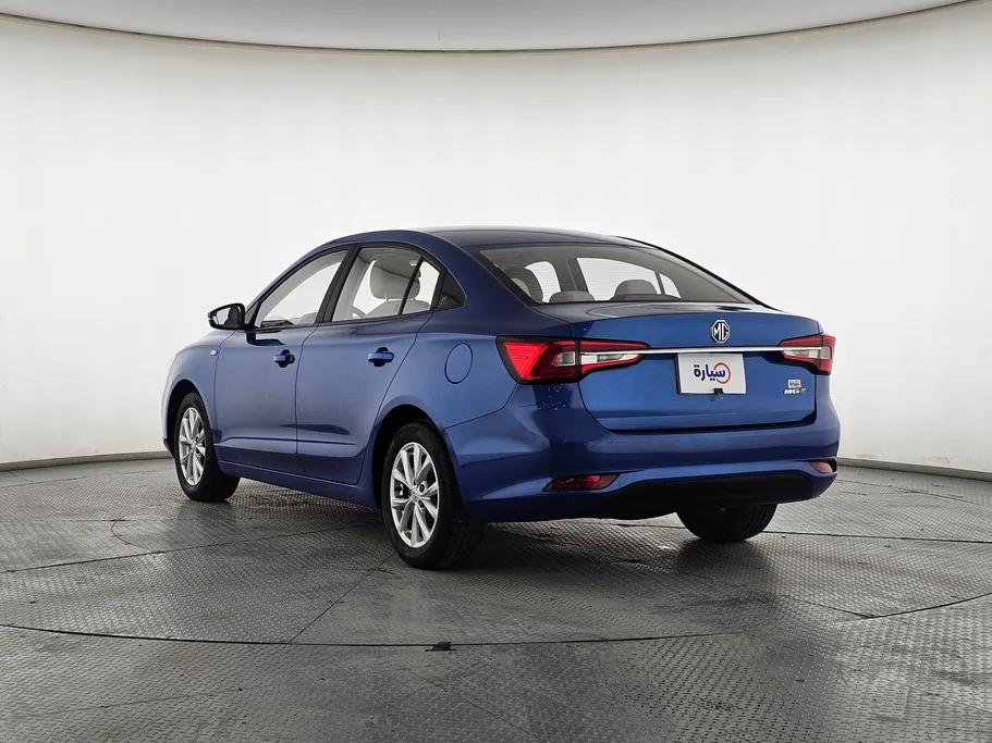 ام جي 5 STD 2022 