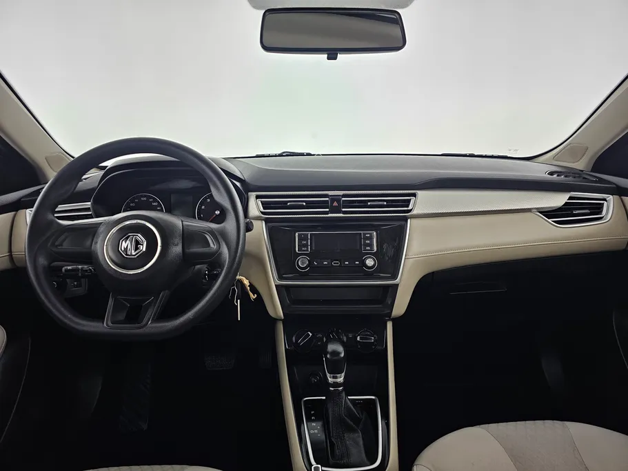 ام جي 5 STD 2022 