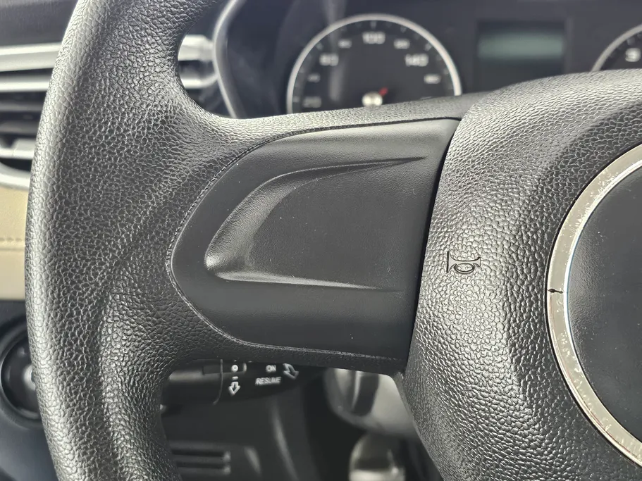 ام جي 5 STD 2022 