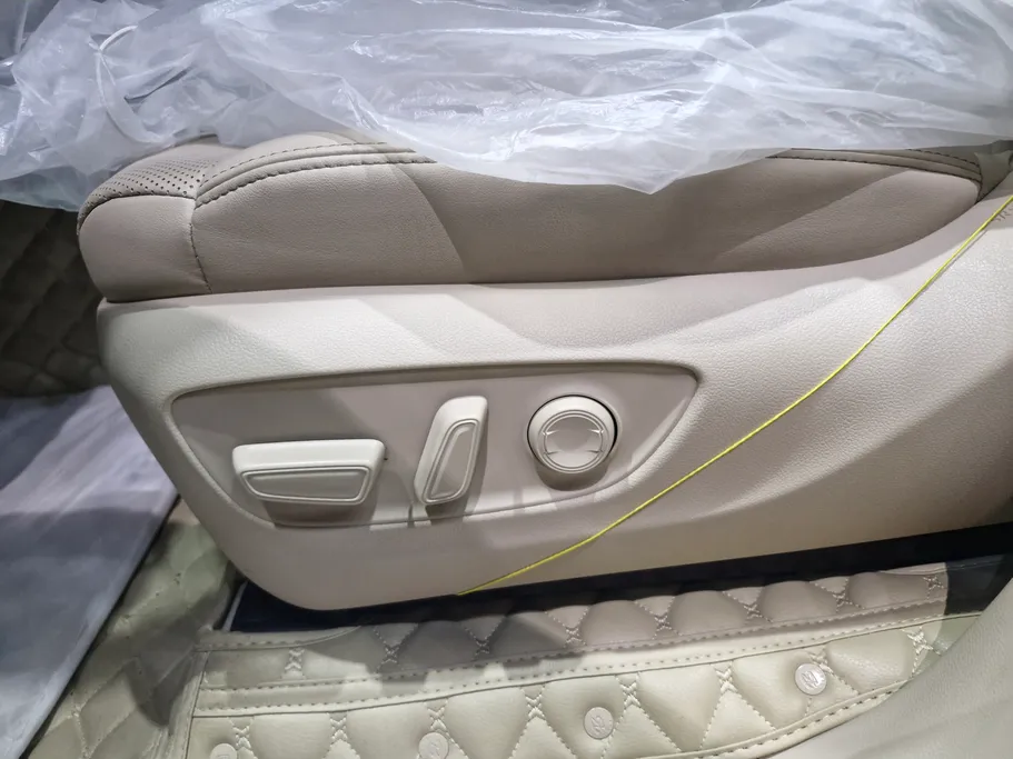 تويوتا لاندكروزر GXR5 2024 