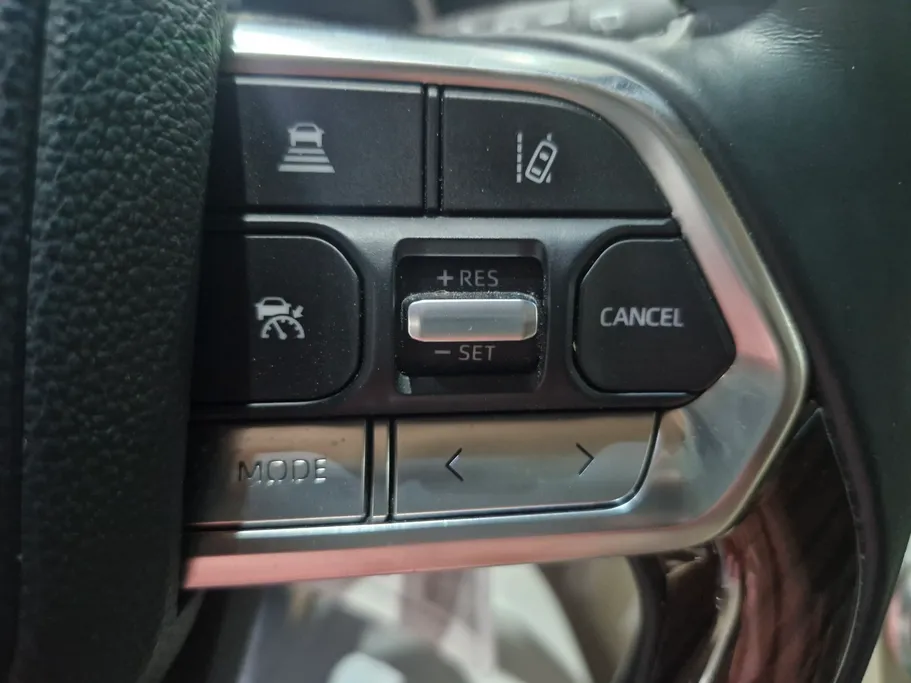 تويوتا لاندكروزر GXR5 2024 