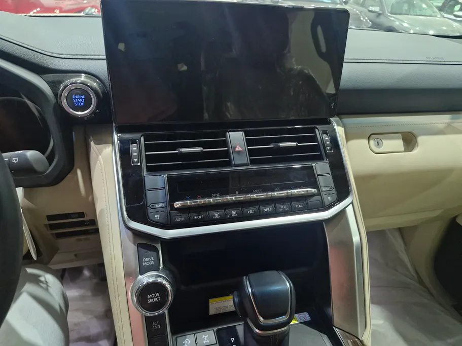 تويوتا لاندكروزر GXR5 2024 