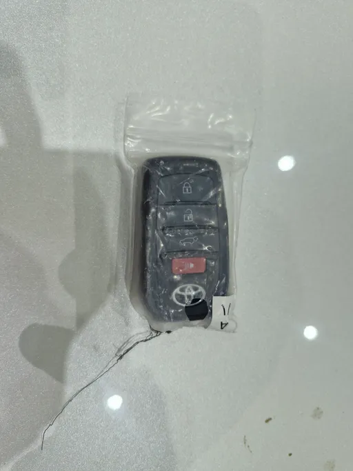 تويوتا لاندكروزر GXR4 2025 