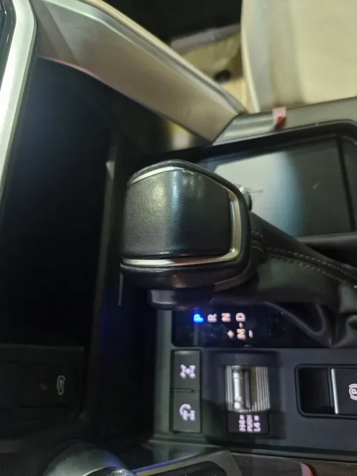 تويوتا لاندكروزر GXR4 2025 