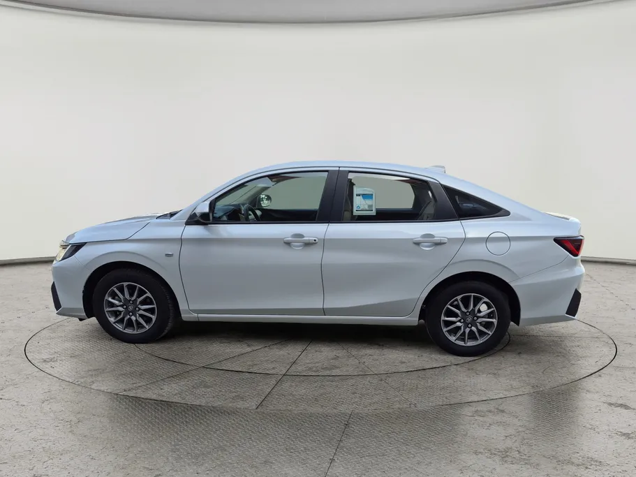 تويوتا يارس Y 2024 