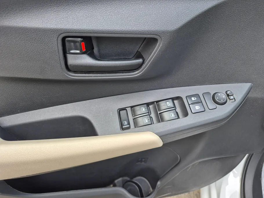 تويوتا يارس Y 2024 