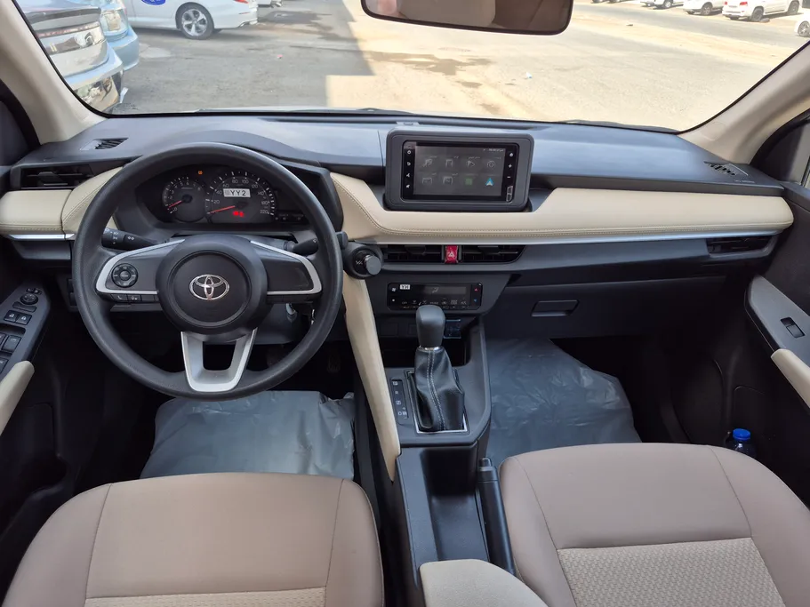 تويوتا يارس Y 2024 