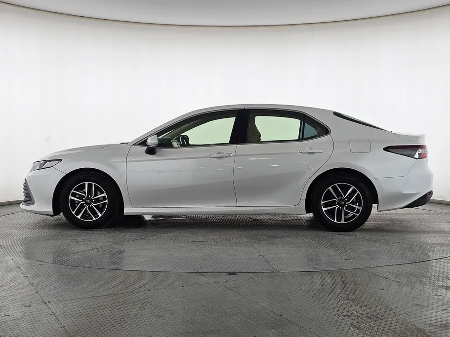 2024 Toyota Camry  LE 