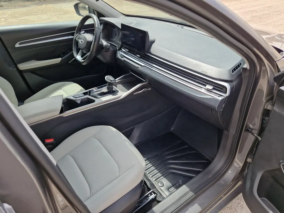 جيلي امجراند GS 2024 