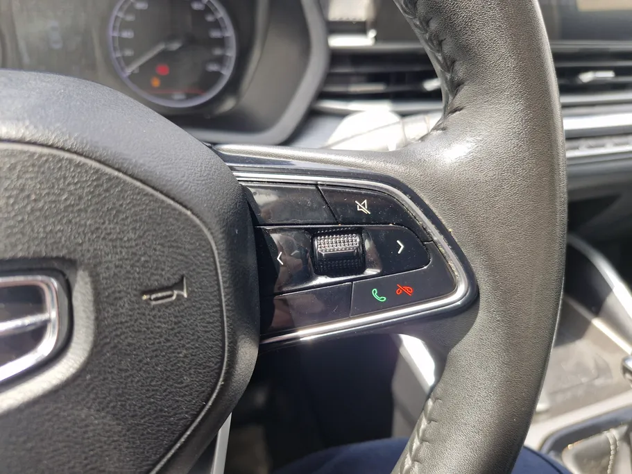 جيلي امجراند GS 2024 