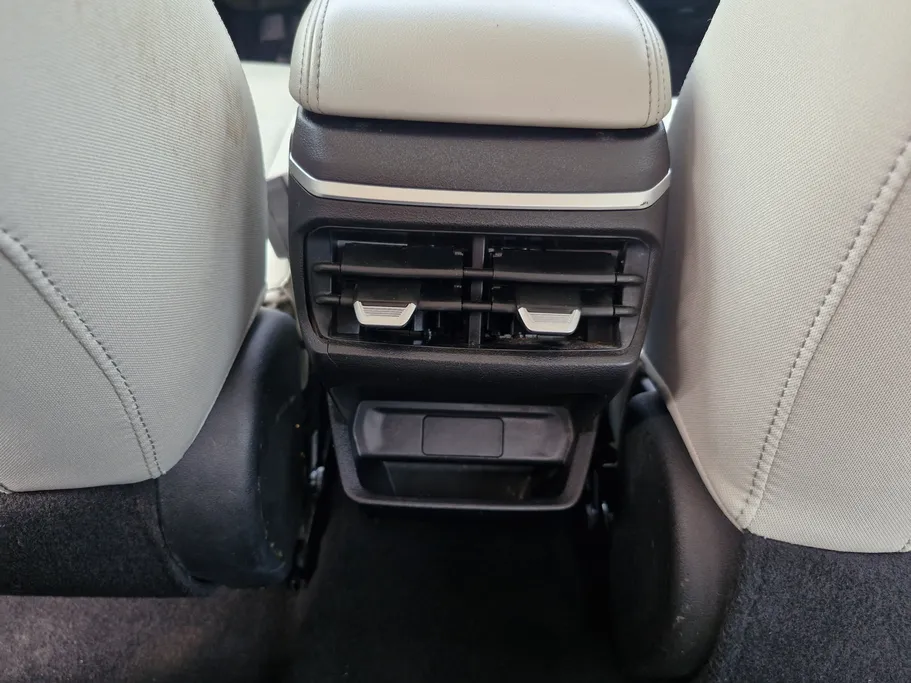 جيلي امجراند GS 2024 