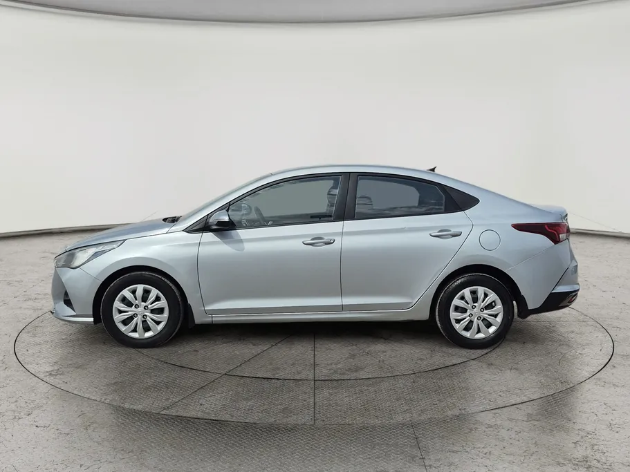 هيونداي اكسنت سمارت 2023 