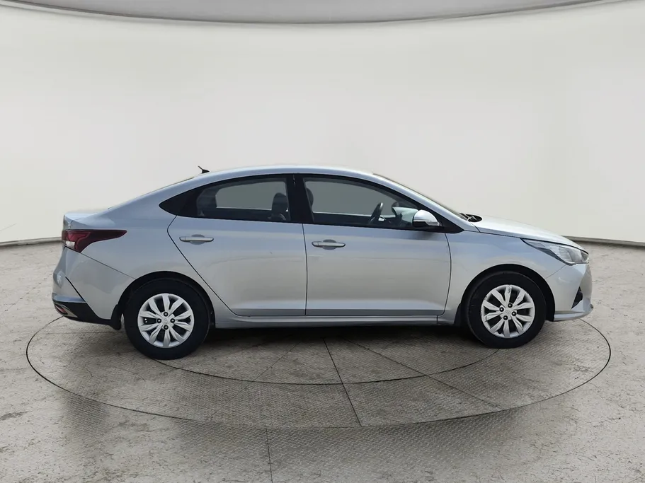 هيونداي اكسنت سمارت 2023 