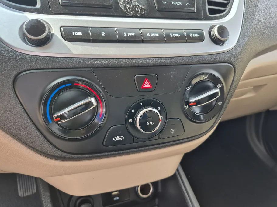 هيونداي اكسنت سمارت 2023 