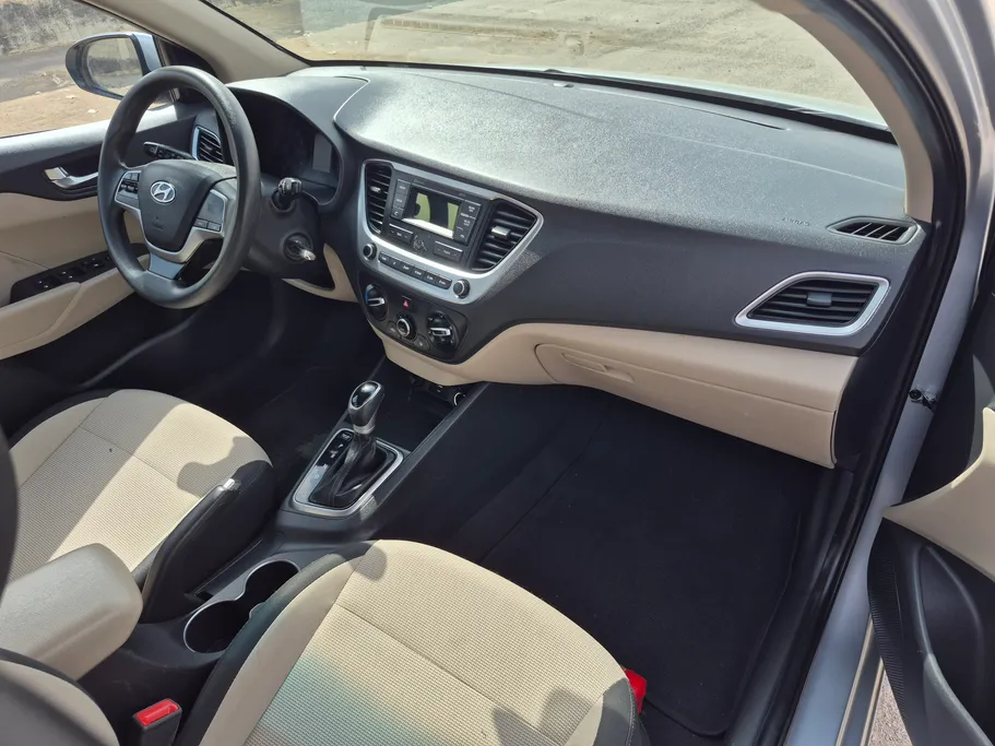 هيونداي اكسنت سمارت 2023 