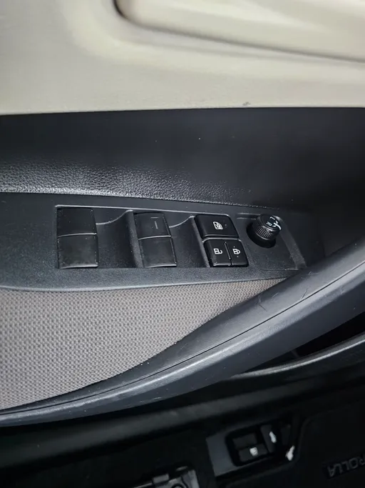 تويوتا كورولا XLI 2023 