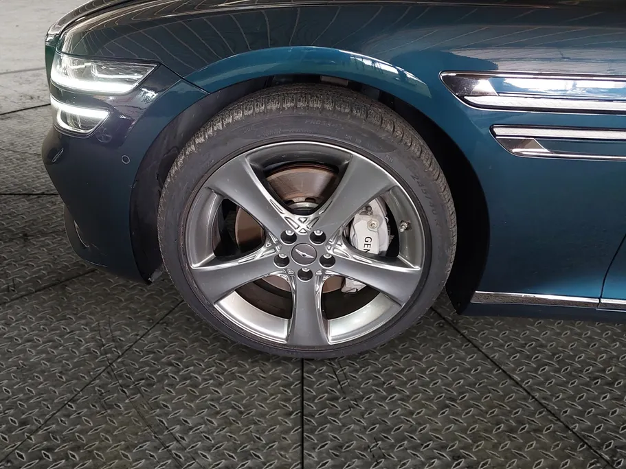 2022 Genesis G80 ROYAL 