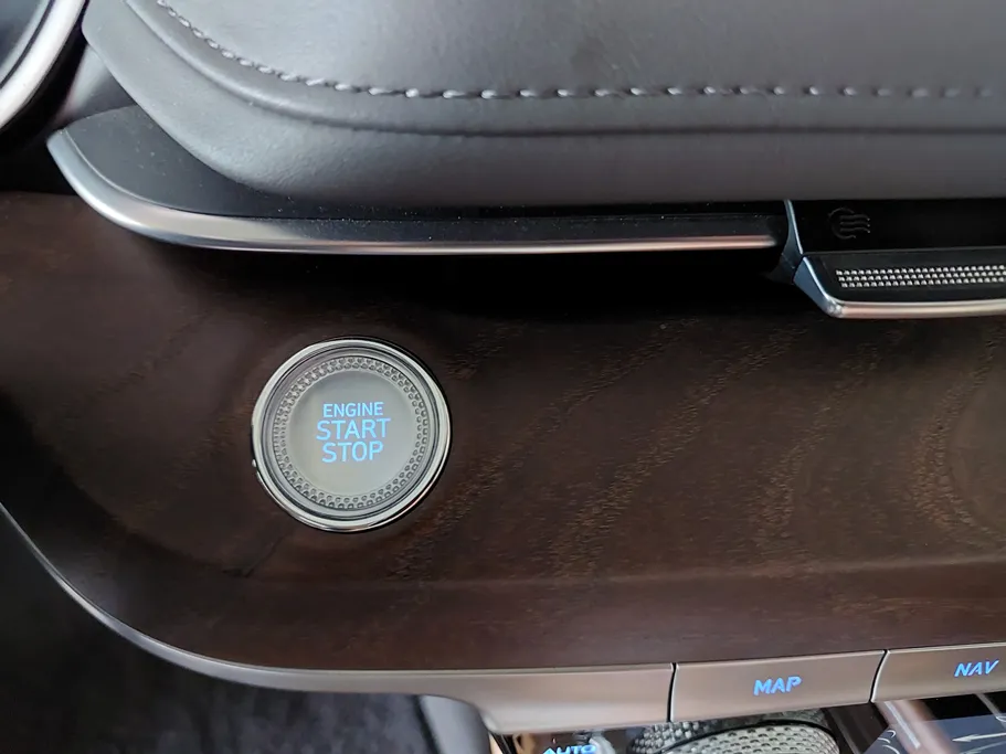 2022 Genesis G80 ROYAL 