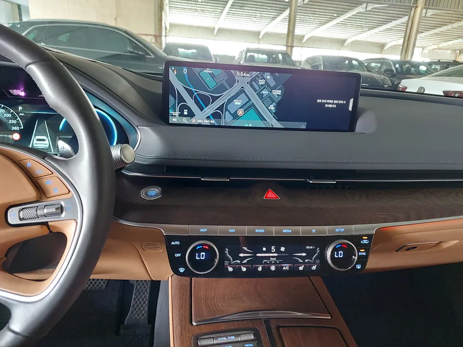 2022 Genesis G80 ROYAL 