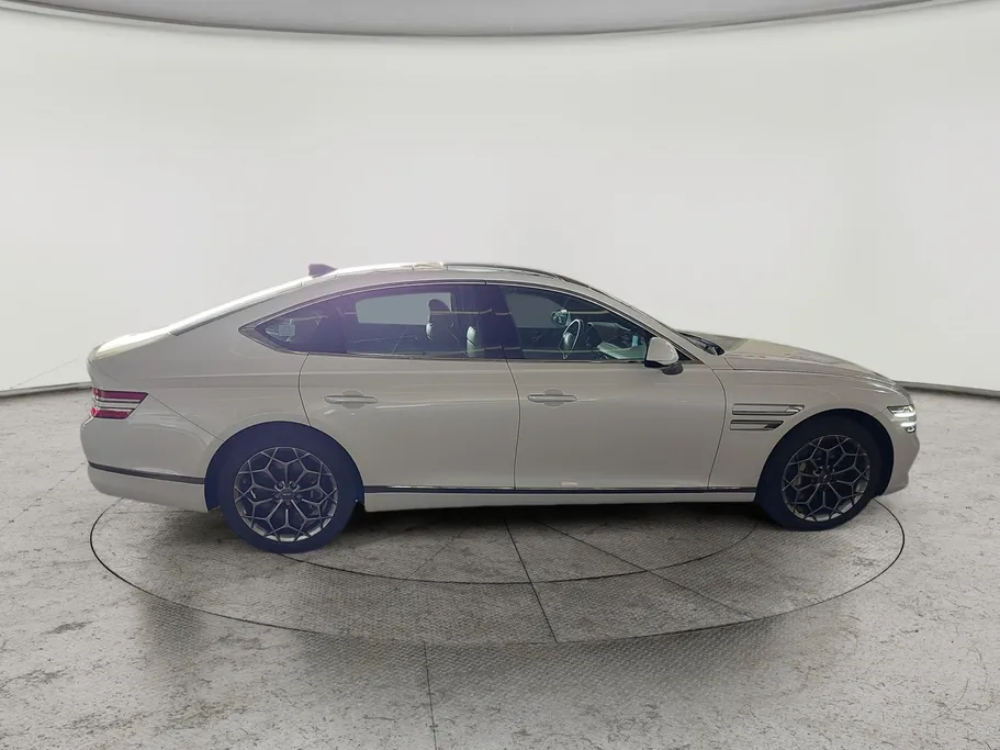 جينيسيس G80 Platinum 2021 