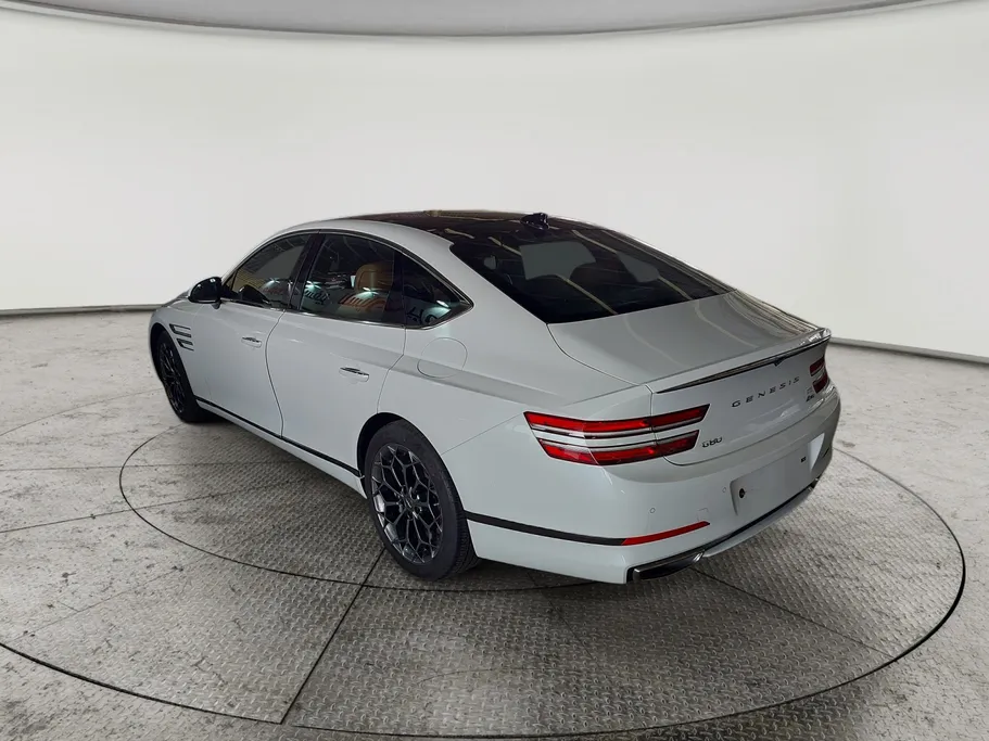 جينيسيس G80 Platinum 2021 