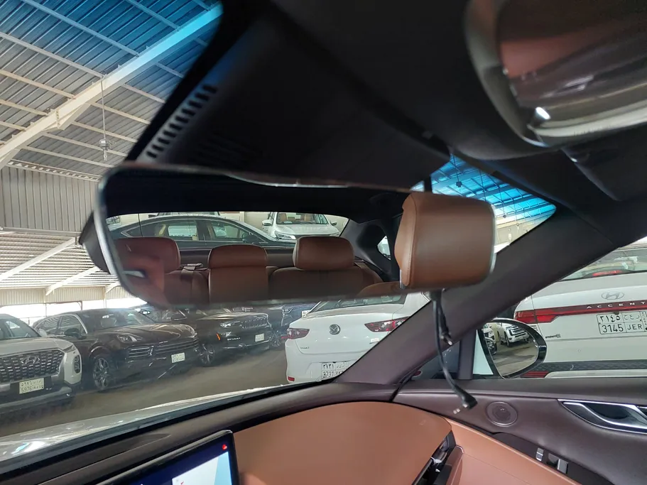 جينيسيس G80 Platinum 2021 