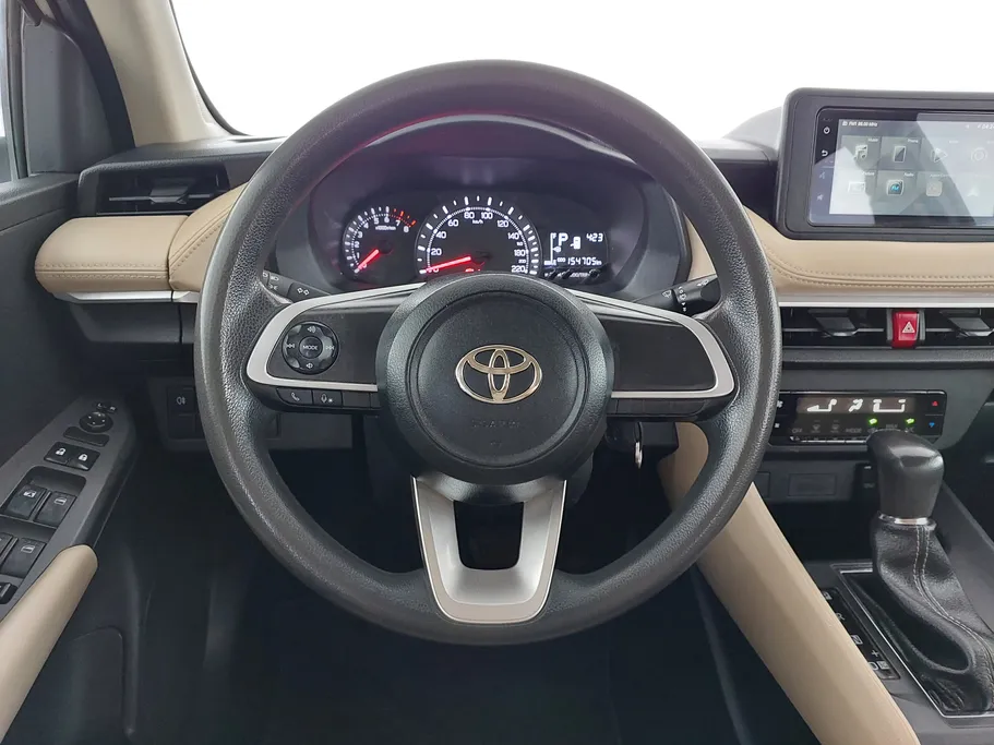 2023 تويوتا Yaris  Y 