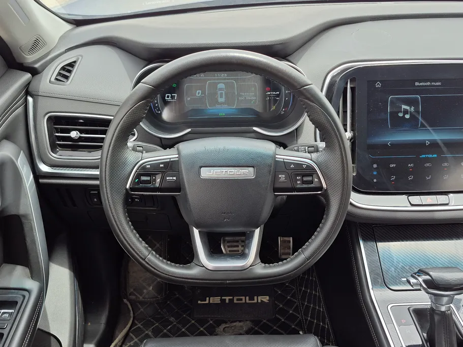 2023 Jetour X70 Luxury 