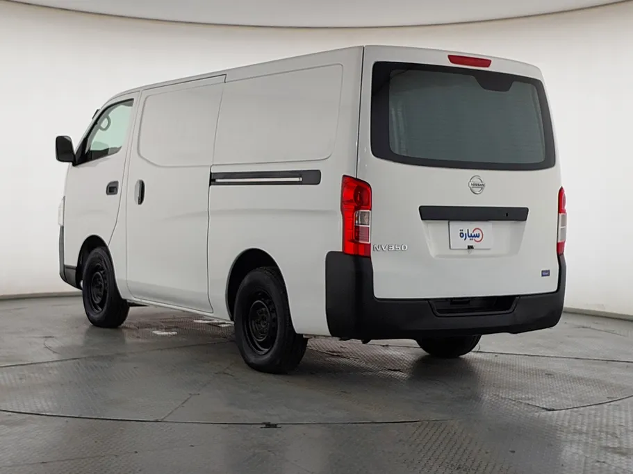 نيسان باص اورفان NV350 2021 