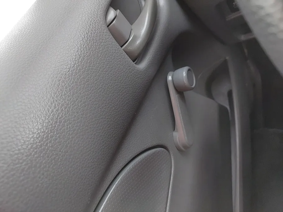 نيسان باص اورفان NV350 2021 