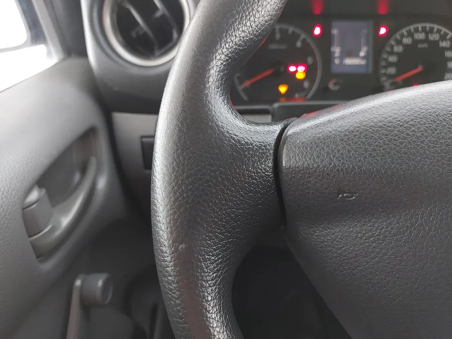 نيسان باص اورفان NV350 2021 