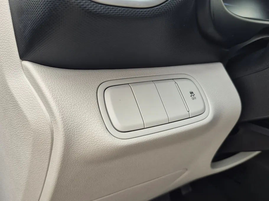 هيونداي فينو سمارت 2024 