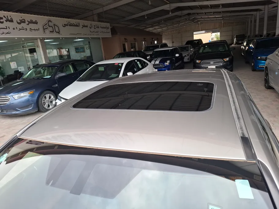 لكزس UX 200 AA Elegant 2021 