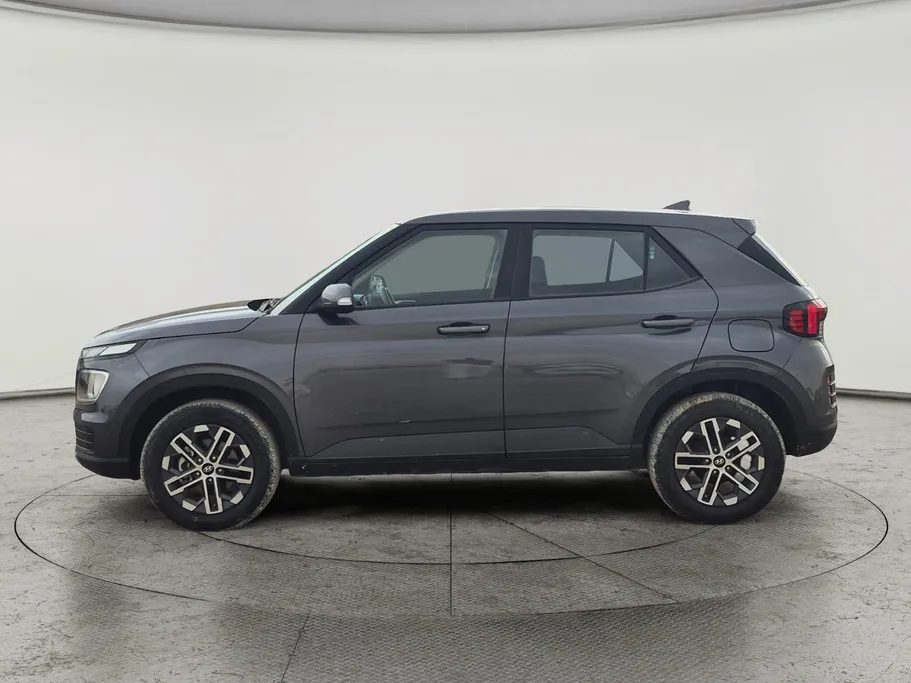 2024 Hyundai Venue Smart 