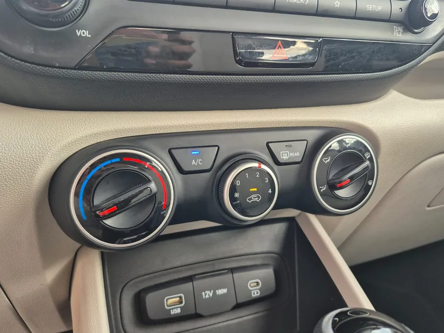 2024 Hyundai Venue Smart 
