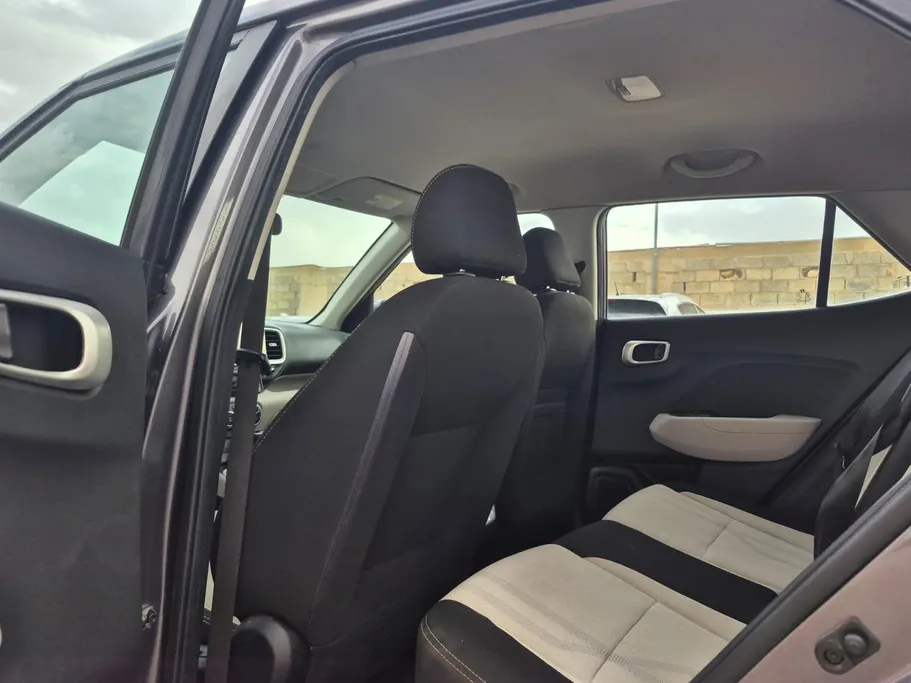 2024 Hyundai Venue Smart 